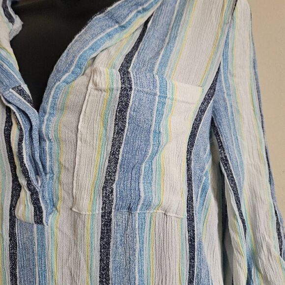Kaii Striped Blouse - Picture 2 of 10
